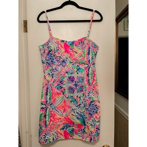 Lilly Pulitzer Dress size 6 dancing on the deck